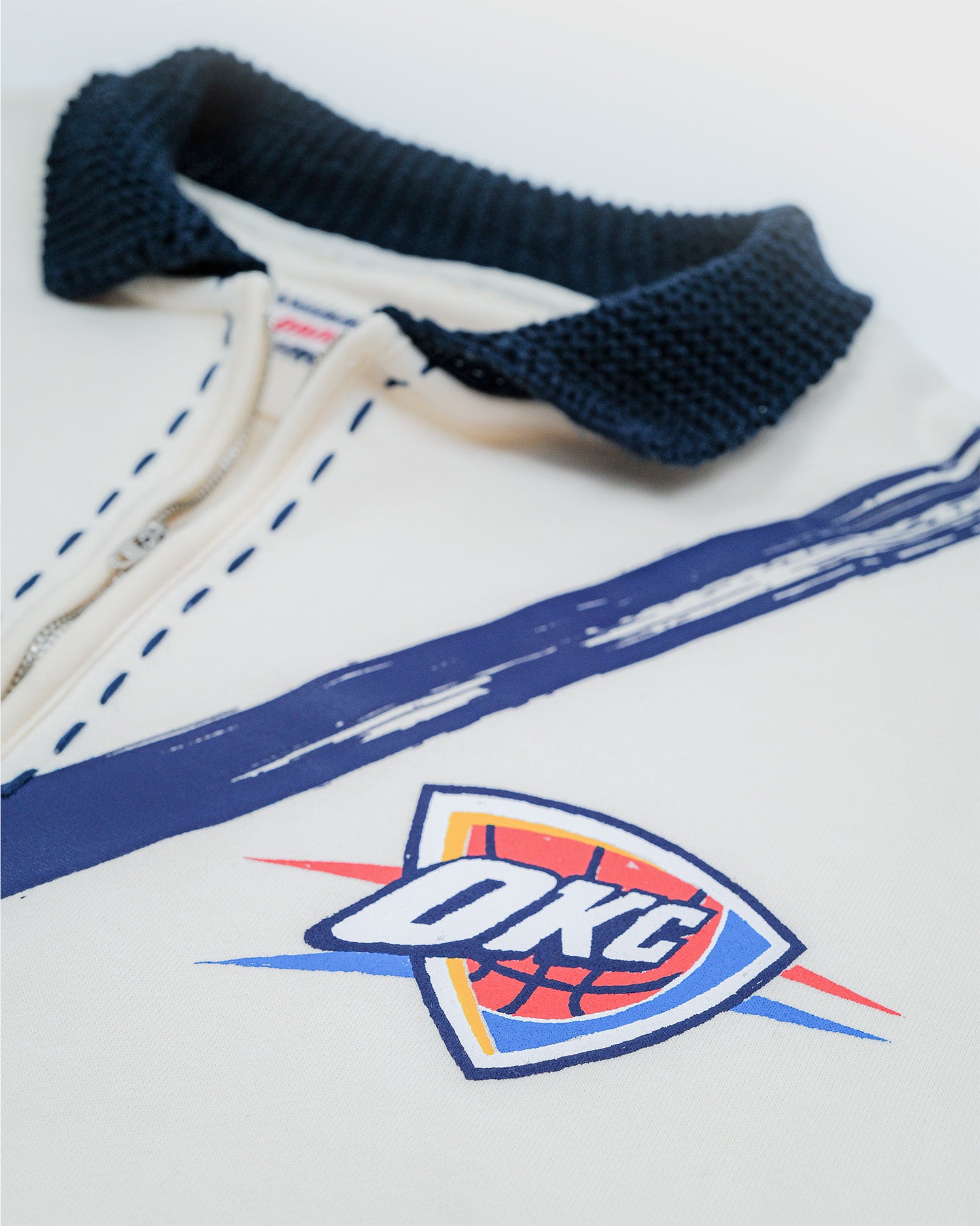 The Letterman Pull-over - Thunder
