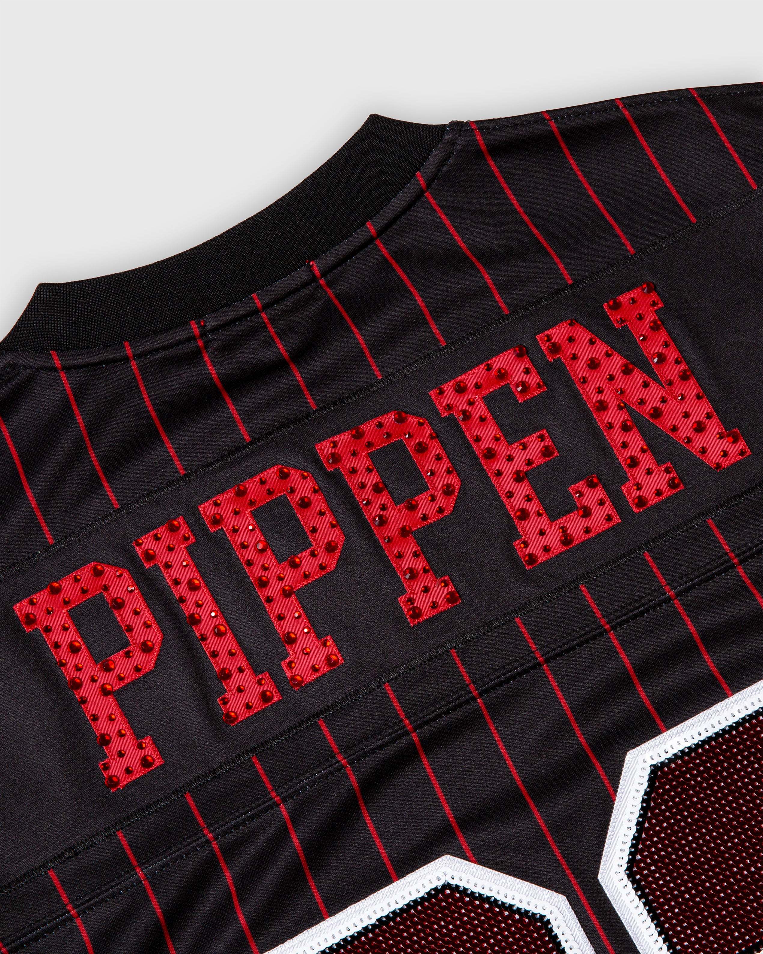 Scottie Pippen Chicago Bulls rhinestone crop football jersey close-up