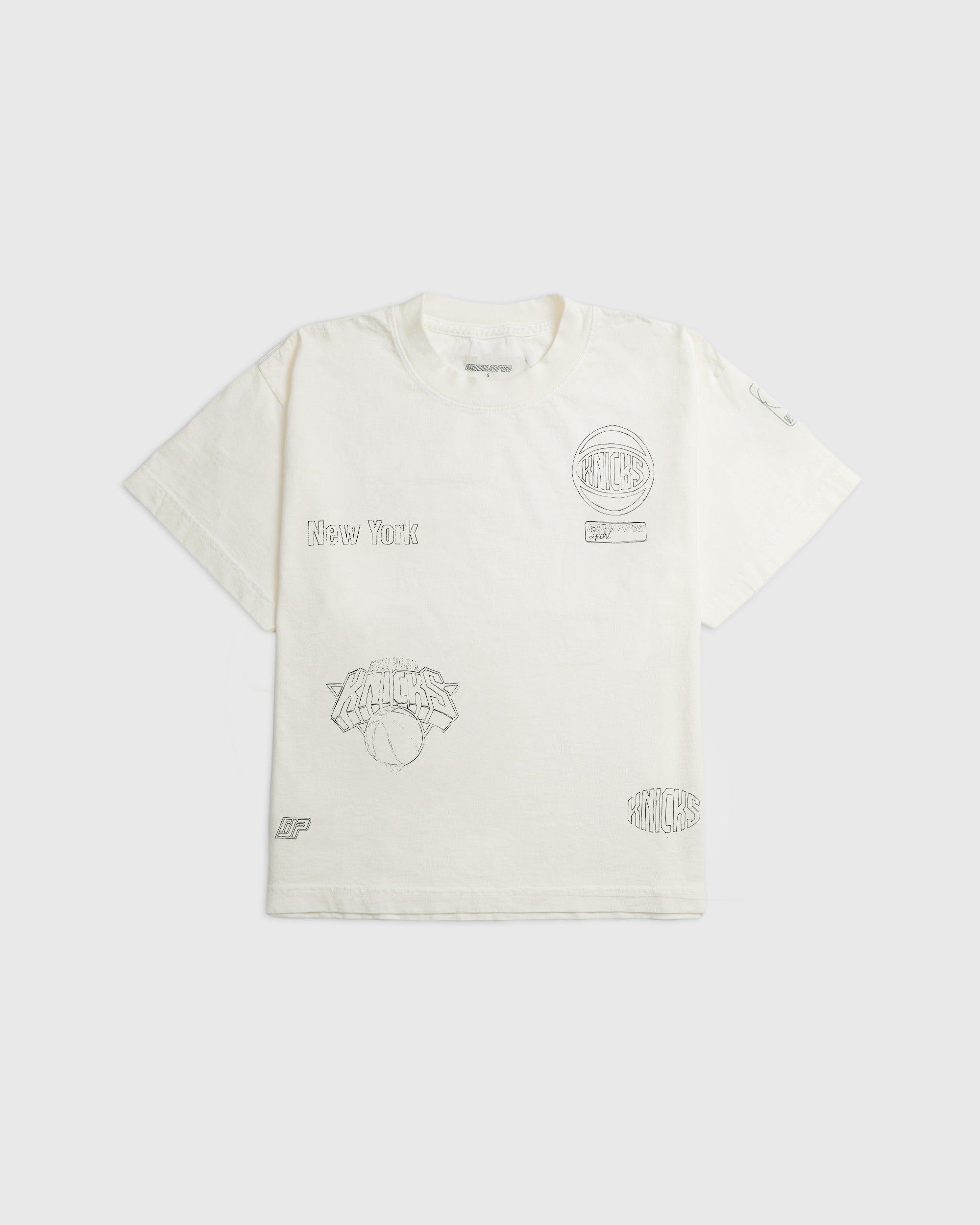 The Doodle Tee Knicks white relaxed fit t-shirt with hand-sketched team graphics and official NBA licensed design