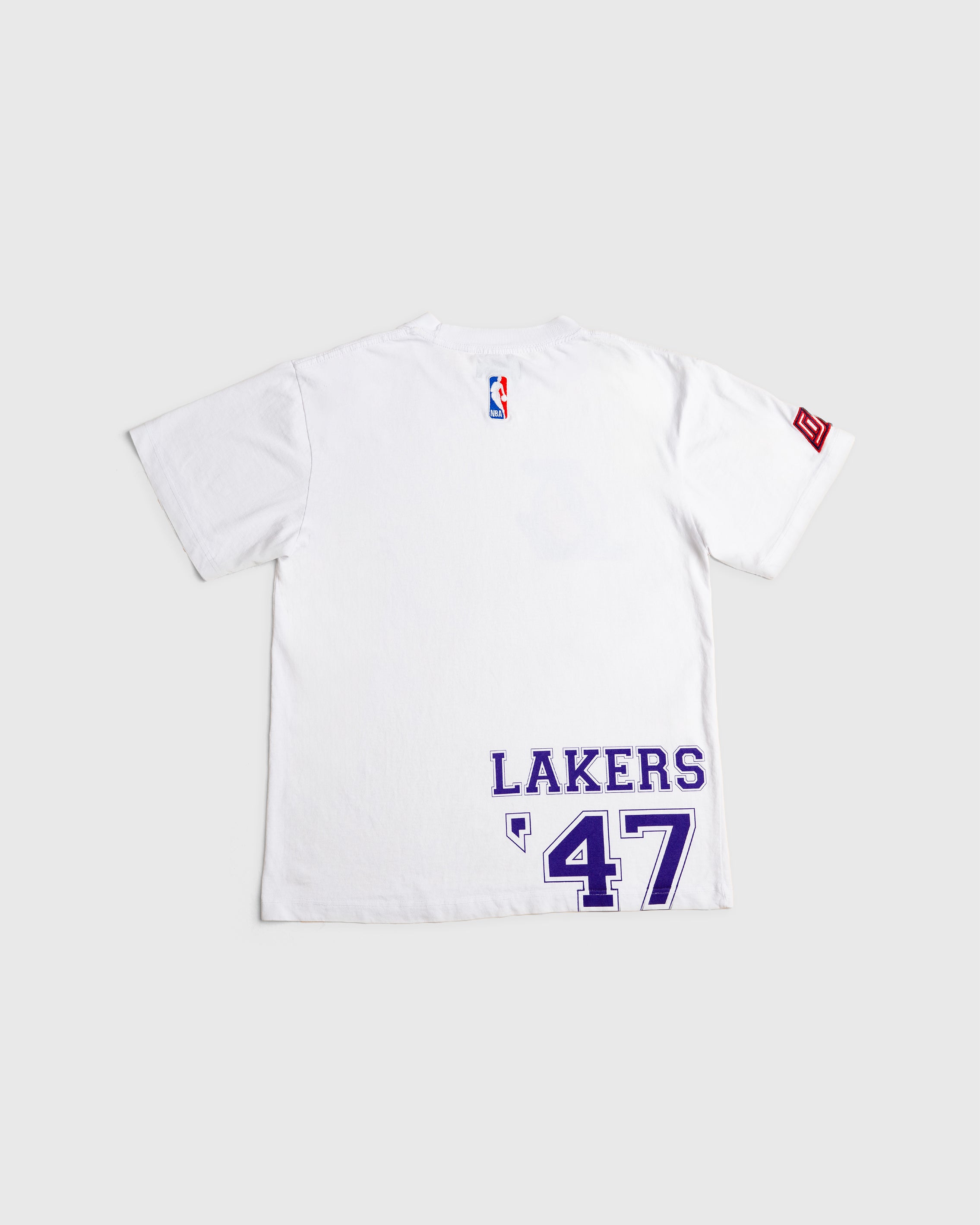 lakers t shirt with the number 47 on it